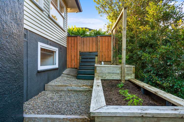 52 Taupo Street Green Bay_12