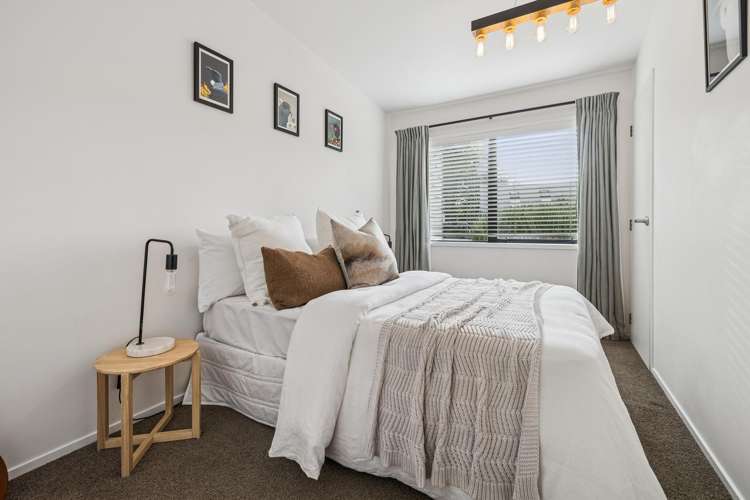 1 Newton Road Riverhead_13