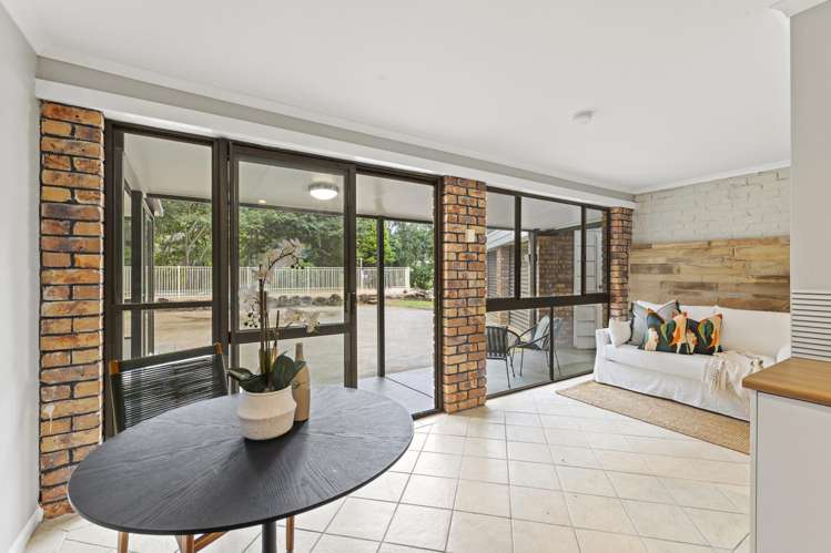 9-11 Manika Court Tamborine Mountain_17