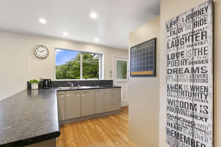 24 Colchester Crescent Newlands_11