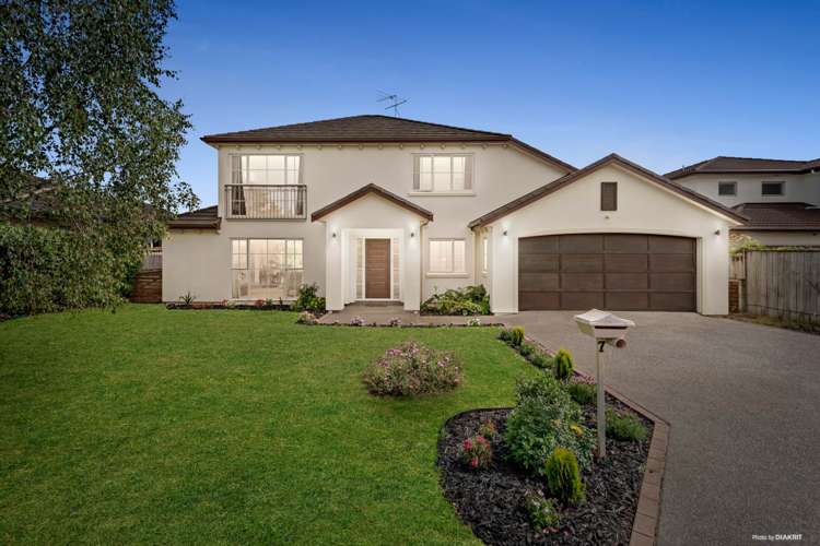 7 Brechin Place Wattle Downs_0