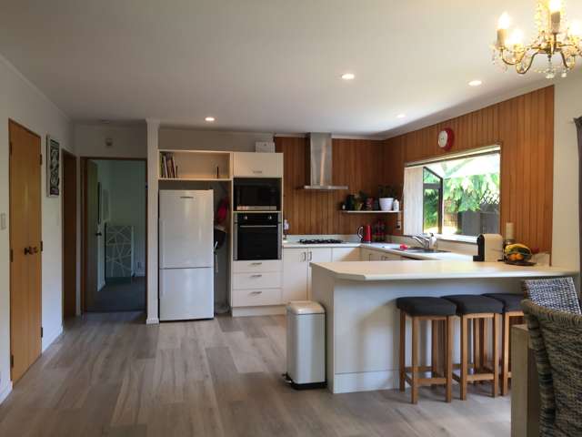 54 The Drive Paraparaumu Beach_4