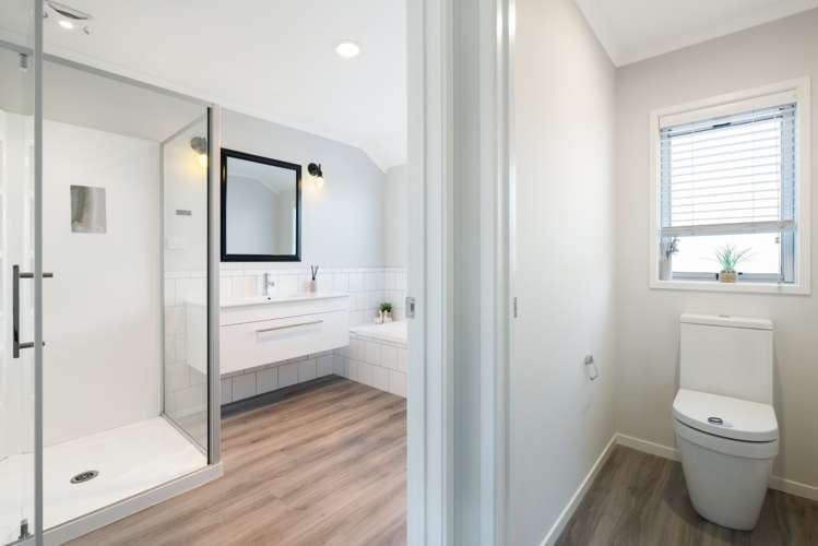 93 Puhirake Crescent Pyes Pa_19