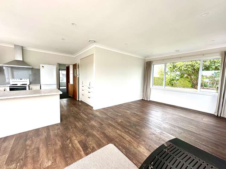 15 Naish Street Balclutha_14