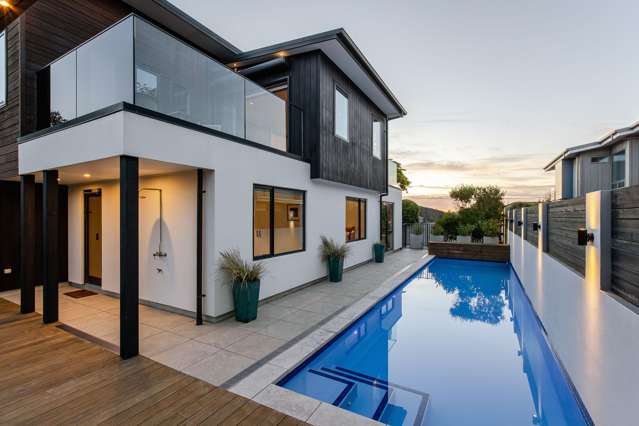 Exquisite coastal Raumati retreat