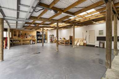 17 Brewster Road_3