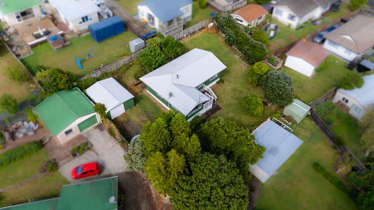 8 Norfolk Place Pukete_11