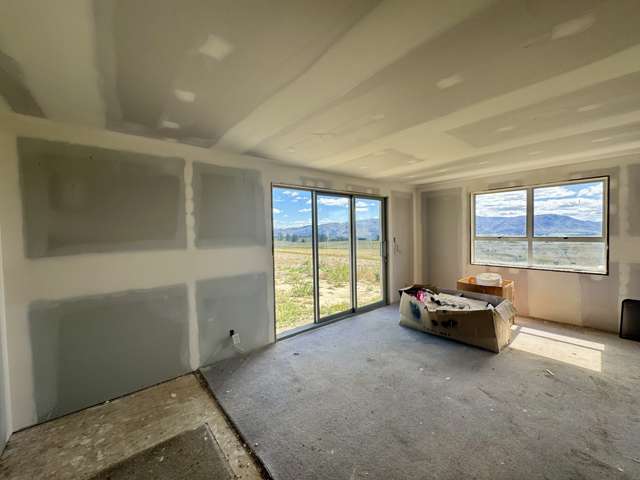 66 Cricklewood Rise Duntroon_3