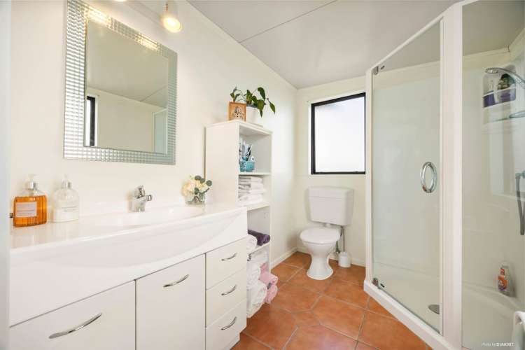 23 Winhall Rise Remuera_14