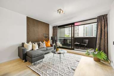 303/19 Anzac Avenue_3