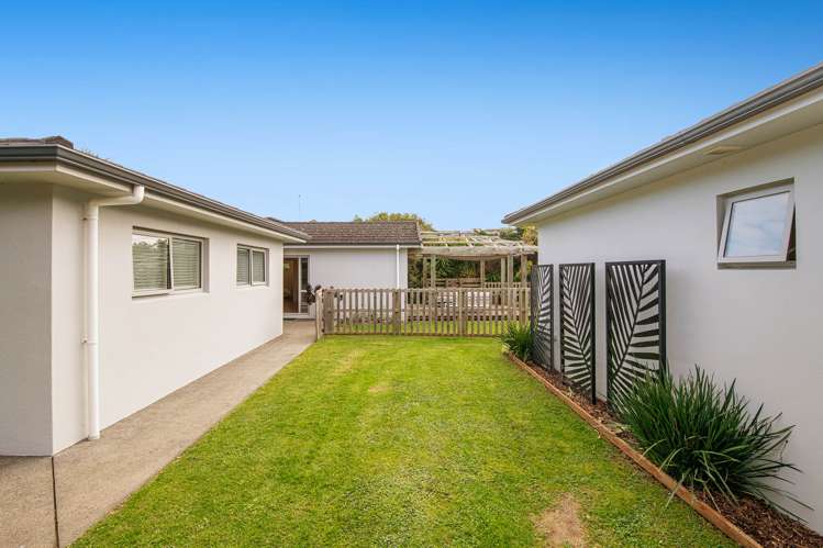 51 Balboa Drive Matakatia_22