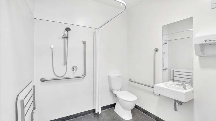 Unit B6, 92 Russley Road Russley_12