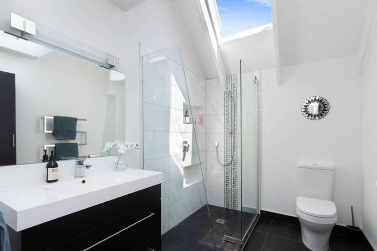 50 Frederick Street Hillsborough_11