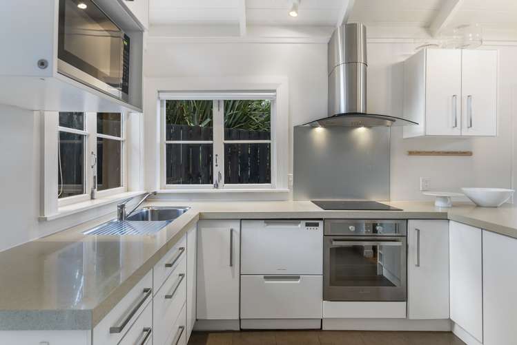 2 Waikare Road Oneroa_16