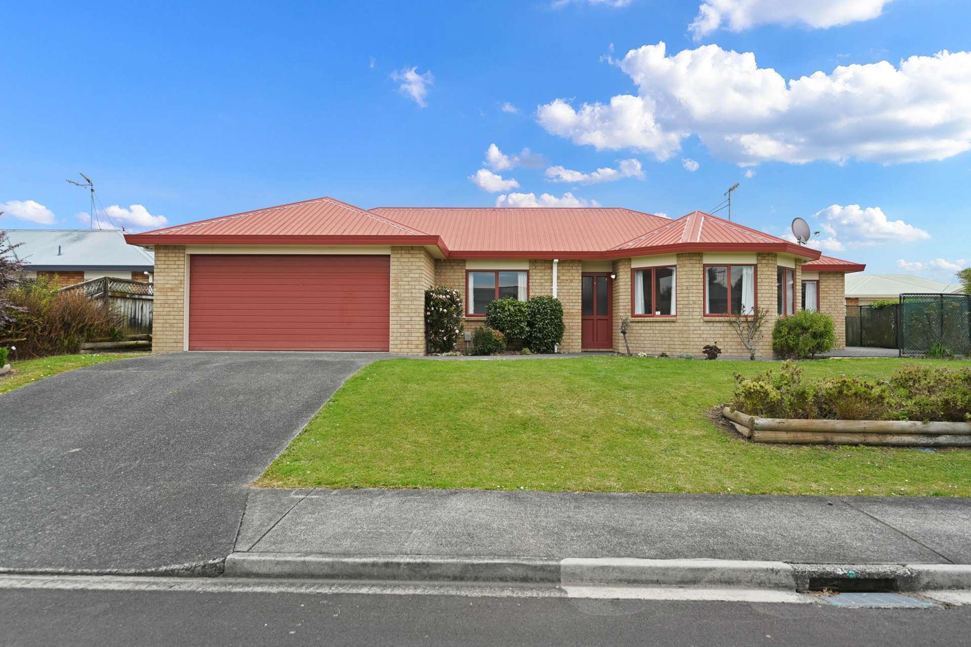 42 Northmeadow Drive Rototuna_0
