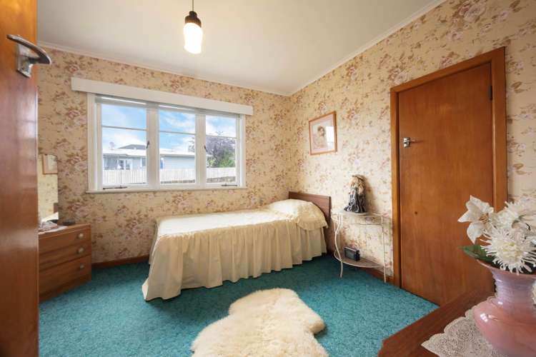 40 Kelwyn Road Kelston_7