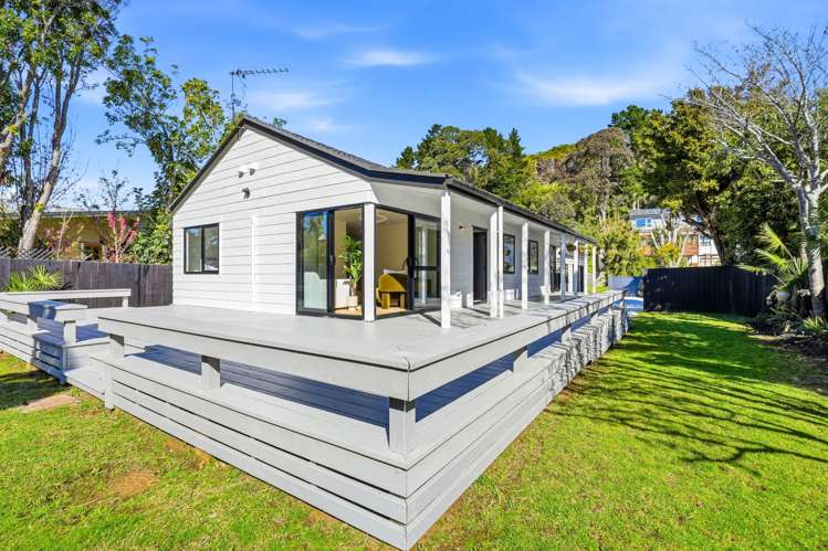 37 Glennandrew Drive_3
