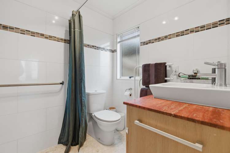 26C Western Road Bellevue_13
