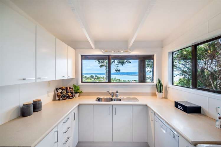 86 Rangatira Road Beach Haven_8