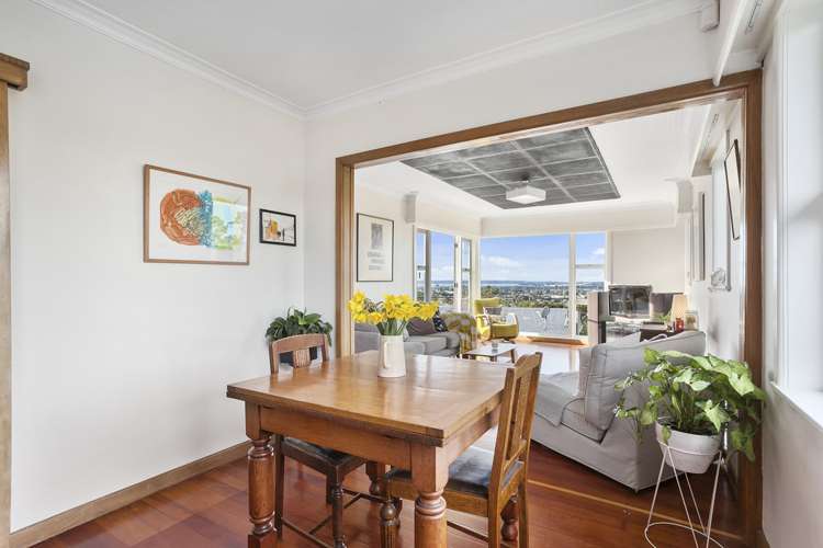 8 Fairmount Road Titirangi_6