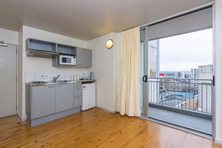 11A/8 Scotia Place City Centre_3