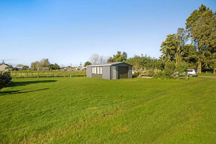 3 Banks Street Tolaga Bay_18