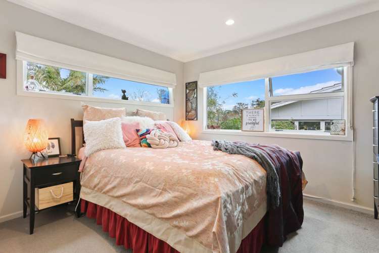 20 Marine Parade Mellons Bay_20