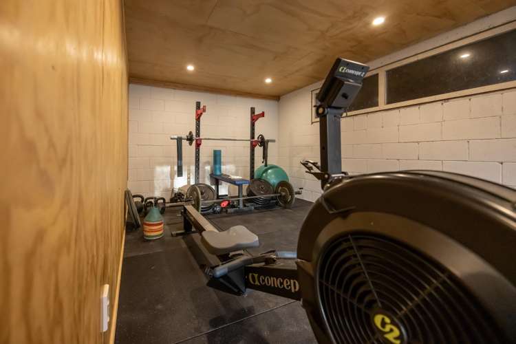 36 Durie Road Aorangi_26