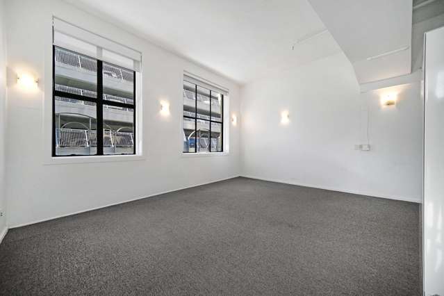 11 Durham Street East 10015_1