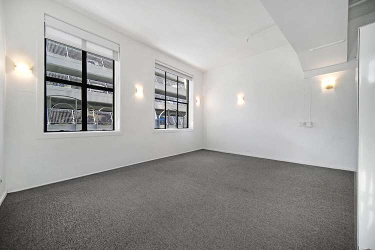 11 Durham Street East 10015_1