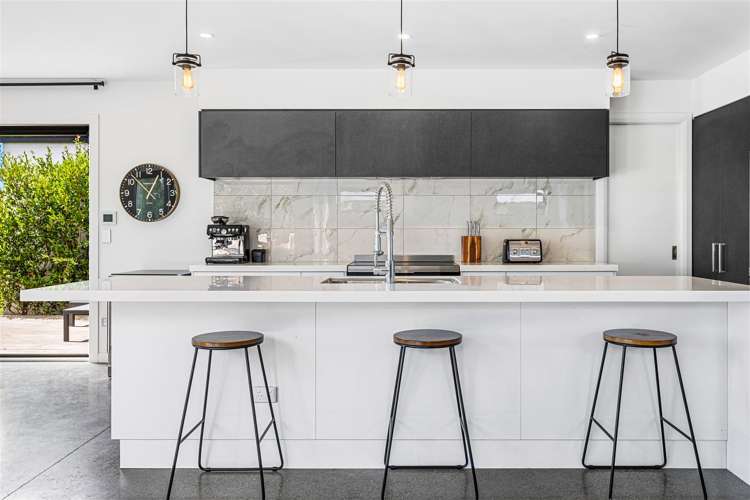 7 Shepherd Avenue West Melton_11