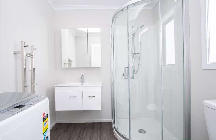 204/17 Vialou Street 10463_10