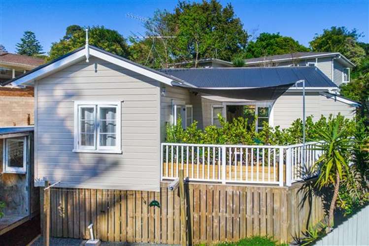 8a Shanaway Rise Hillcrest_16