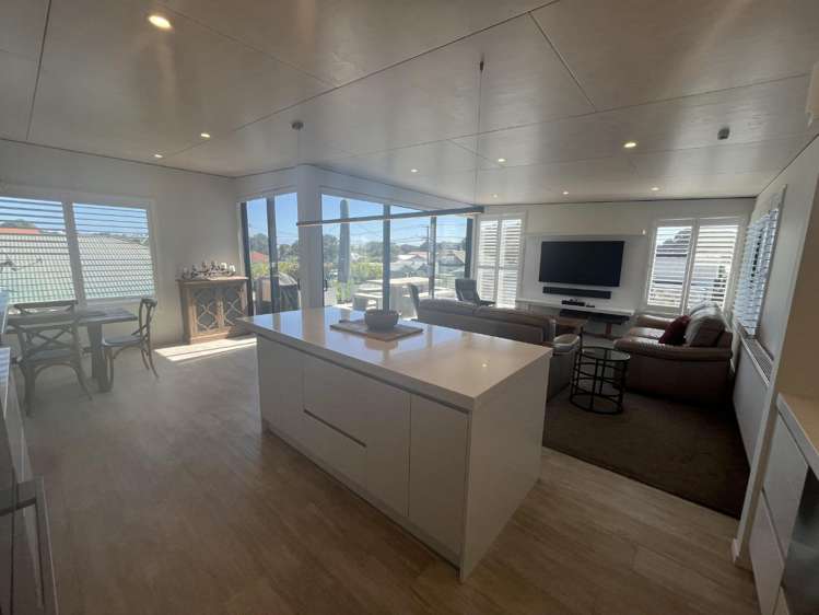 42 Gilbert Street New Plymouth Central_9