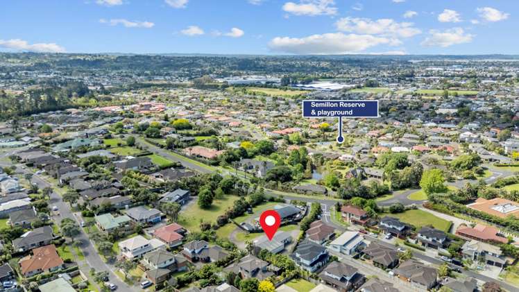 8 Burgundy Park Avenue Henderson_7