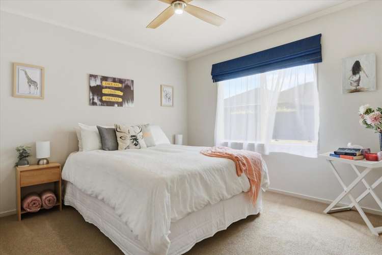25 Glenmonarch Place Pyes Pa_12