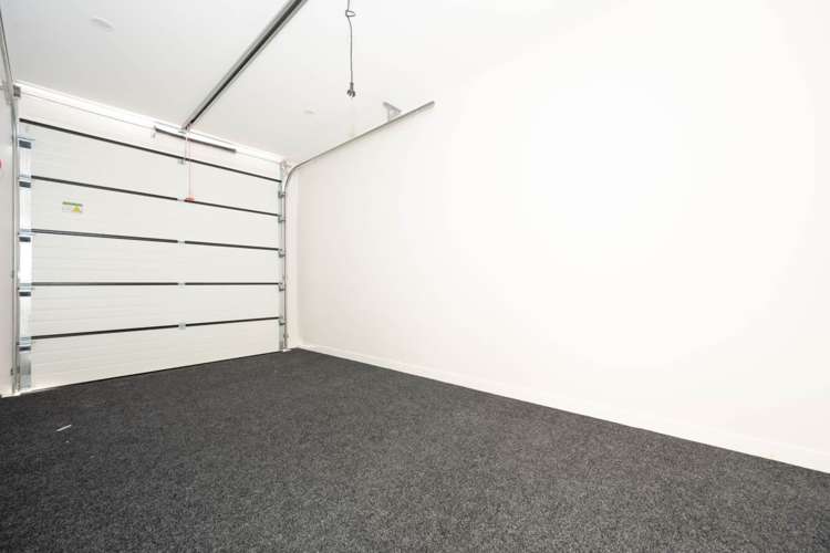 65 Puwha Street Massey_17