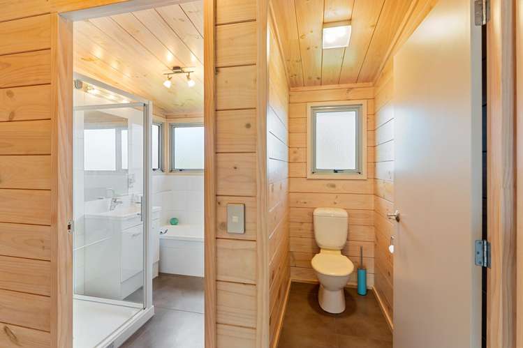 32 Reay Mackay Grove Waikawa Beach_15