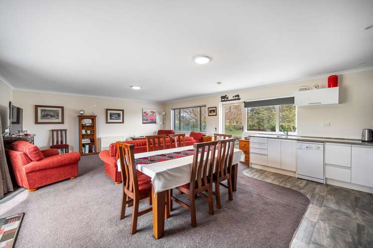 150 Airport Road Alexandra_17