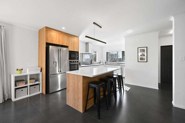 31 Halley Drive 1053_5