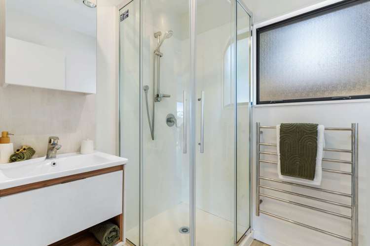 15a Wilson Road Glen Eden_13