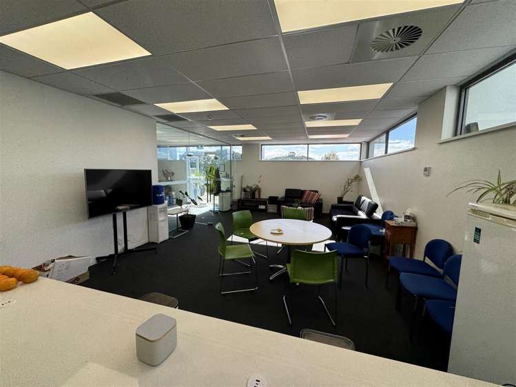 11 Vestey Drive Mount Wellington_5