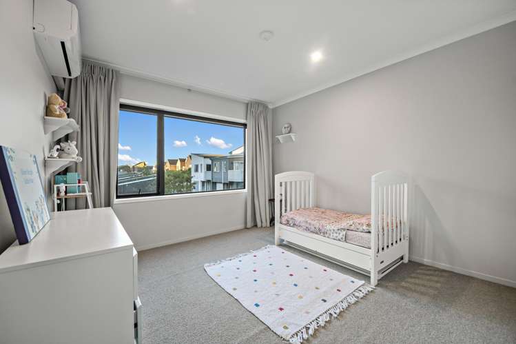 74 Squadron Drive Hobsonville_11
