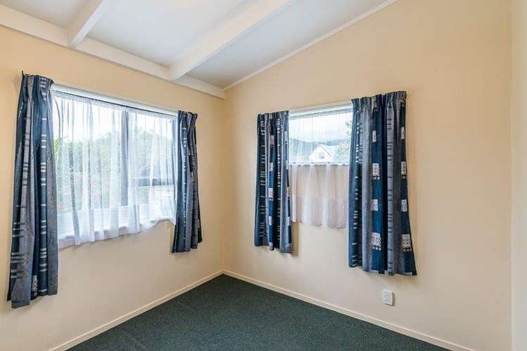 44 Parakai Street Paraparaumu_10