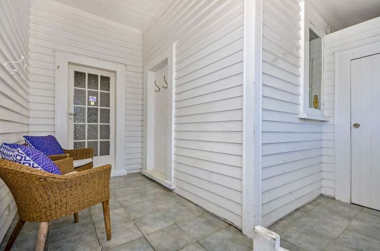 44 Seaview Avenue Northcote_16