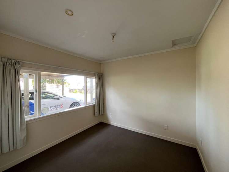 387 West Coast Road Glen Eden_6