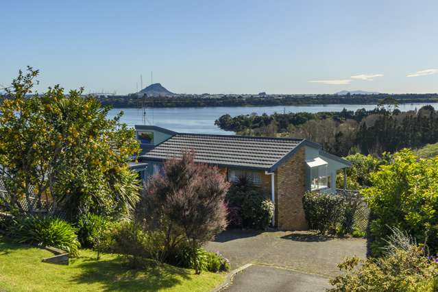 14/674 Ranginui Road Welcome Bay_2
