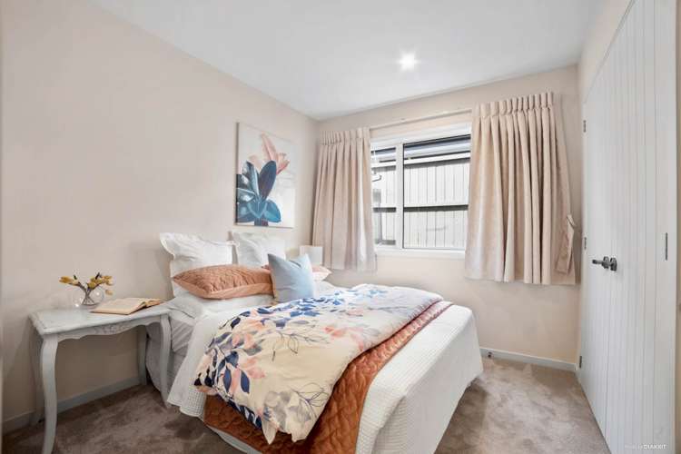 60 Golden Morning Drive Albany Heights_13