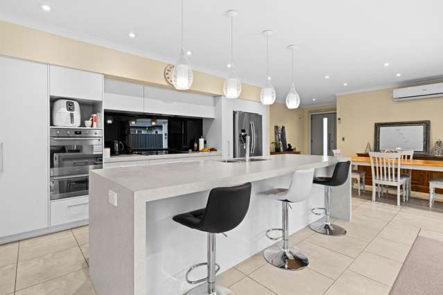 41 Tasman Drive Poraiti_3