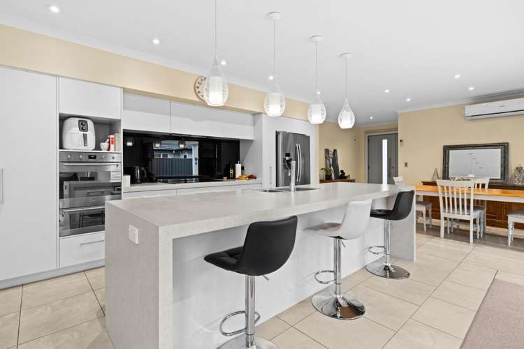 41 Tasman Drive Poraiti_3